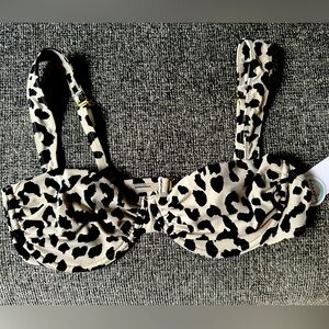 Brand new leopard print underwire bikini top